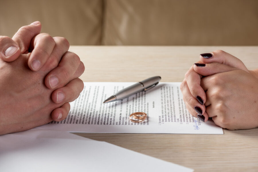 Debunking Common Divorce Myths: Separating Fact From Fiction